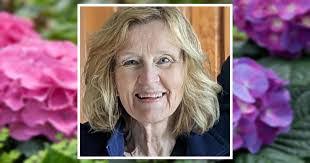 Holly Hayden's Instagram, Twitter & Facebook