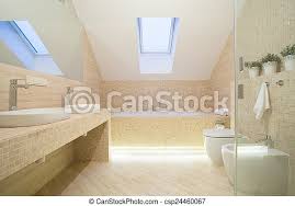 Grelle farbtupfer ziehen oft erst ins fertig. Badezimmer In Beige Farbe Foto Des Badezimmers In Beige Farbe Canstock