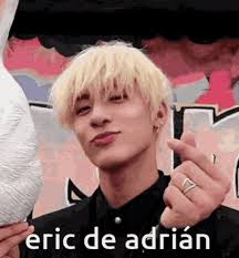 Eric De Adrián Eric GIF