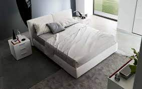 The young models wear lingerie, hot outfits, and nothing at all. Camere Da Letto Chateau D Ax