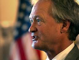 Curt Schilling calls R.I. Gov. Chafee a "dunce"