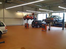 Meine autowerkstatt auf autoreparaturen.de aktivieren und kundenanfragen erhalten? Uber Unsere Autowerkstatt In Munster Autoland Munster Die Kfz Werkstatt Ihres Vertrauens