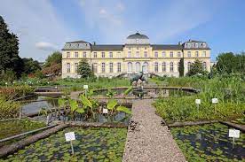 In zeiten von corona stehen die sicherheit und die gesundheit unserer gäste. Botanische Garten Bonn Bonnzimmer De