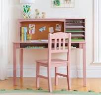 Guidecraft Kids Media Desk and Chair Set - Pink: Kids Desk and Chair, Girls  Study Desk with Hutch and Storage Shelf, Wood Bedroom Furniture Set