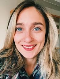 Lauren Mcleod's Instagram, Twitter & Facebook