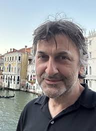 DOSSIER · Offenlegung