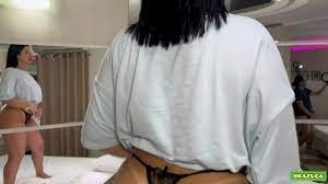 Ela é muito gostosa ess puta novinha safada - XNXX.COM
