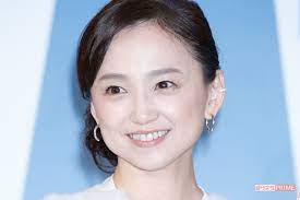 永作博美、“永遠のベビーフェイス”の栄養源は「パセリ＆豆乳」（週刊女性PRIME）