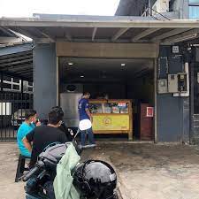 (for seremban readers, there is another outlet located at senawang) both are popular dish in indonesia. Ayam Gepuk Pak Gembus Kampung Datuk Keramat 205a 1 Jalan Datuk Keramat Datuk Keramat