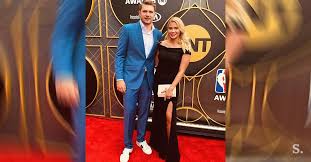 Luka's mother, mirjam poterbin, is quite beautiful. Anamaria Luka Doncic S Award Ceremony Video Cheered