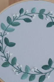 Hand embroidery wreath pattern