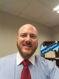 Sara Batt's Instagram, Twitter & Facebook