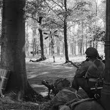 The pockets of arnhem on the north side of the rhine that were held by the british shrank day by day at bitter cost. 7 Ways World War Ii S Operation Market Garden Went Wrong History