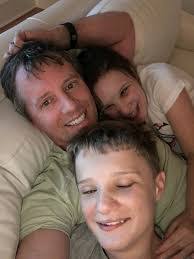 Hugh Hannah's Instagram, Twitter & Facebook