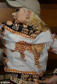 From joe's signature mullet hairstyle to his eyebrow ring, necklace. Courtney Stodden Does Drag With Her Dogs And Dresses Like Joe Exotic From Netflix Hit Tiger King Daily Mail Online