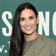 Demi moore stars in new swimsuit campaign alongside her three daughters. Demi Moore Popsugar Celebrity