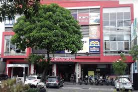 Yang belum punya, bisa segera ke toko buku gramedia dikenal sebagai salah satu pusat penjualan buku terlengkap di indonesia. 10 Toko Bangunan Di Surabaya Terlengkap Murah
