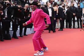 Le festival de cannes 2021, 74 e édition, se déroule du 6 au 17 juillet 2021 au palais des festivals, à cannes. Festival De Cannes 2021 Spike Lee Fait Fort Pour Sa Premiere Montee Des Marches Le Huffpost