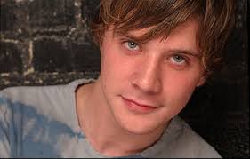 Make the Yuletide Gay (2009)