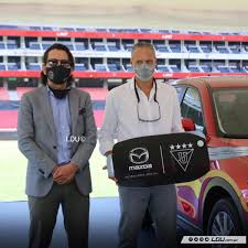 LDU Oficial على X: "Marcelo Estrella, Corporación #MARESA: "Como muestra de  consolidación de la Alianza entre LIGA y Mazda, tenemos el honor de hacer  la entrega de nuestro vehículo insignia, el Mazda CX5 a @EstebanPazR,  presidente de la ...