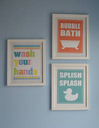La T Da Free Gallery Wall Art Thanks To Pinterest Free Printable Wall Art Kids Bathroom Wall Decor Wall Decor Printables