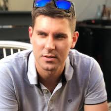 Dazu hat sich die autobank den versicherer hdi mit ins boot geholt. Christian Spath Systemarchitekt Versicherung Mercedes Benz Bank Ag Xing