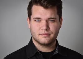 Brett Knutson's Instagram, Twitter & Facebook