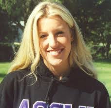 Nicole Hackbarth's Instagram, Twitter & Facebook