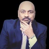 Akhilesh Desai's Instagram, Twitter & Facebook