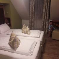 We did not find results for: Altstadt Hotel Zum Hechten Hotel
