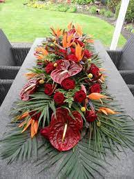 Exotische Kistbedekking Flower Arrangements Simple Tropical Flower Arrangements Tropical Floral Arrangements