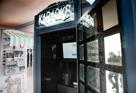 Ces 2018 Inside The Playful Google Assistant Takeover Trade Show Design Google London Telephone Booth