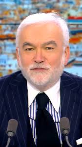 La fin de #Europe113H après 3 semaines aux commandes de cette émission sur  @europe1 Merci à mon rédacteur en chef @rudy_saada et à la direction pour  sa confiance cet été @constancebenque Donat