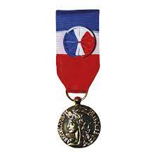 Réclamer sa médaille du travail, ce n'est pas qu'une question d'honneur ! Originalorden Medaille D Honneur Du Travail 30 Ans Orden Thw