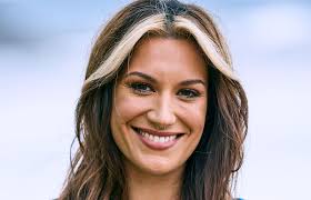 Eden Fowler (Stephanie Panozzo)