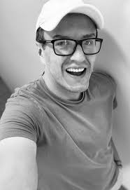 ➤Adolfo López Leon