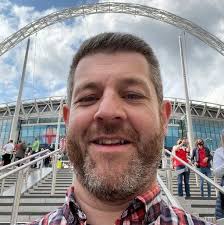 Dave McHugh Chief Engineer, Pinnacle Pet Group Bio I started my  professional career as a software engineer, and have worked my w