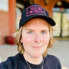 Stephen Tansley's Instagram, Twitter & Facebook