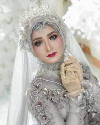 Tentu saja kumpulan tema acara yang menarik memang telah banyak dicari oleh orang di internet. Pin On Pengantin Wanita