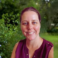 Stephanie Tuck's Instagram, Twitter & Facebook