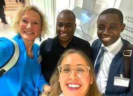 Laurie Reis's Instagram, Twitter & Facebook