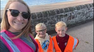 Stephen Cargill's Instagram, Twitter & Facebook