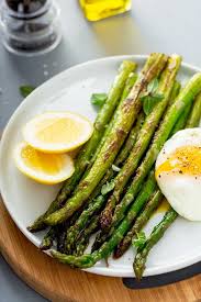 Turn the heat on medium high and cook for 10 minutes. How To Cook Asparagus 6 Ways Lemon Blossoms