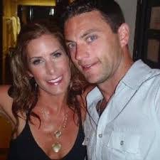 Jennifer Iwanski's Instagram, Twitter & Facebook