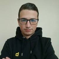 Andi Bernat's Instagram, Twitter & Facebook