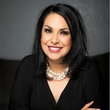 Susie Torres's Instagram, Twitter & Facebook