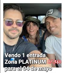 Me toco: Marizza Nombre: Marizza Pia Apellido: Espirito/Andrade Madre: Soña  Rey Padre: Spirito Hermanastras: Mía Culocci y Lujan Linares Crush: Pablo  Bustamante Novio: Pablo Bustamante Ex: Joaquín, Nicolas Mejores amigas:  Lujan y