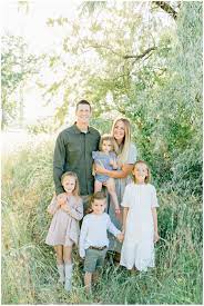 Utah Family Session Truly Photography Family Photo Outfits Winter Summer Family Pictures Winter Family Photos