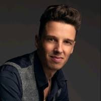 100+ 'Dokter' profiles