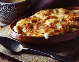 The Ultimate French Comfort Food Must Be A Gratin Dauphinois Recipe Gratin Dauphinois Recipe Food Scalloped Potatoes
